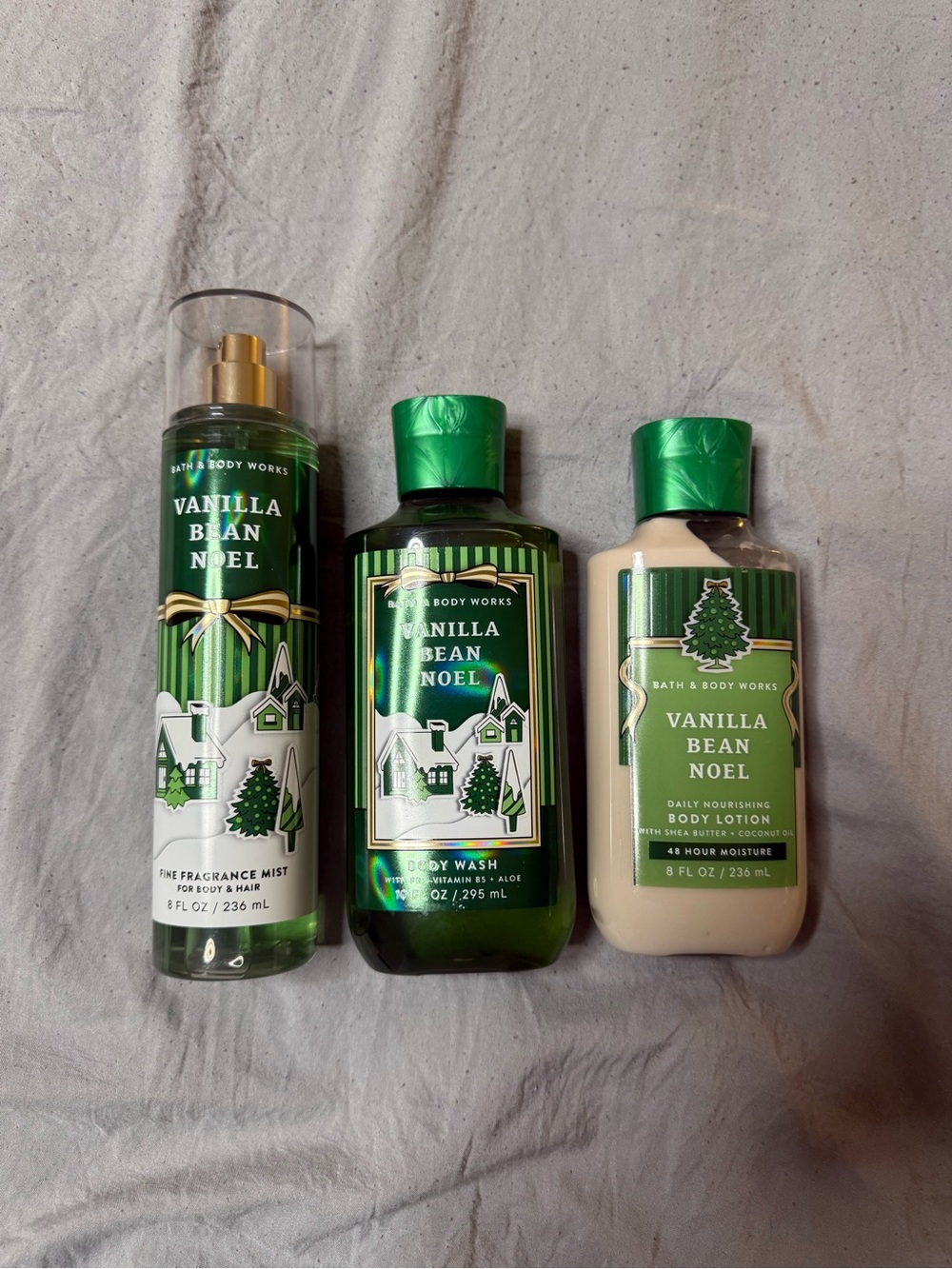 Bath & Body Works Vanilla Bean Noel Body Care Set - Green new NO OFFERS